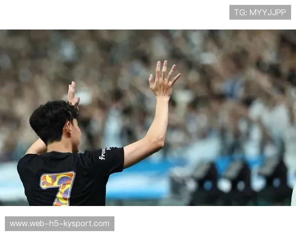 孙兴慜回归北伦敦主场，热刺球迷为他欢呼